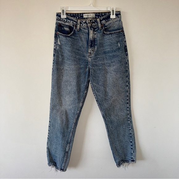 Abercrombie & Fitch The Mom High Rise Jeans Acid Wash
Denim Curve Love 26/2R - Picture 1 of 6